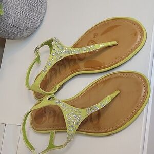 NWOT Bamboo Sandals Lime Green SZ 7.5